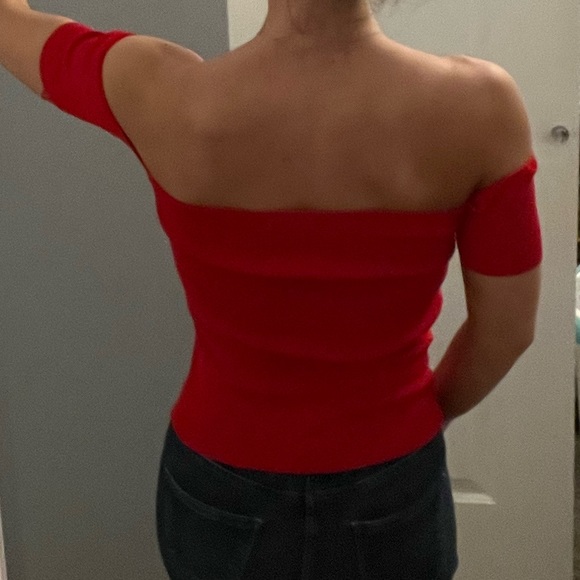 Noble U Red Off Shoulder Top - Picture 3 of 5